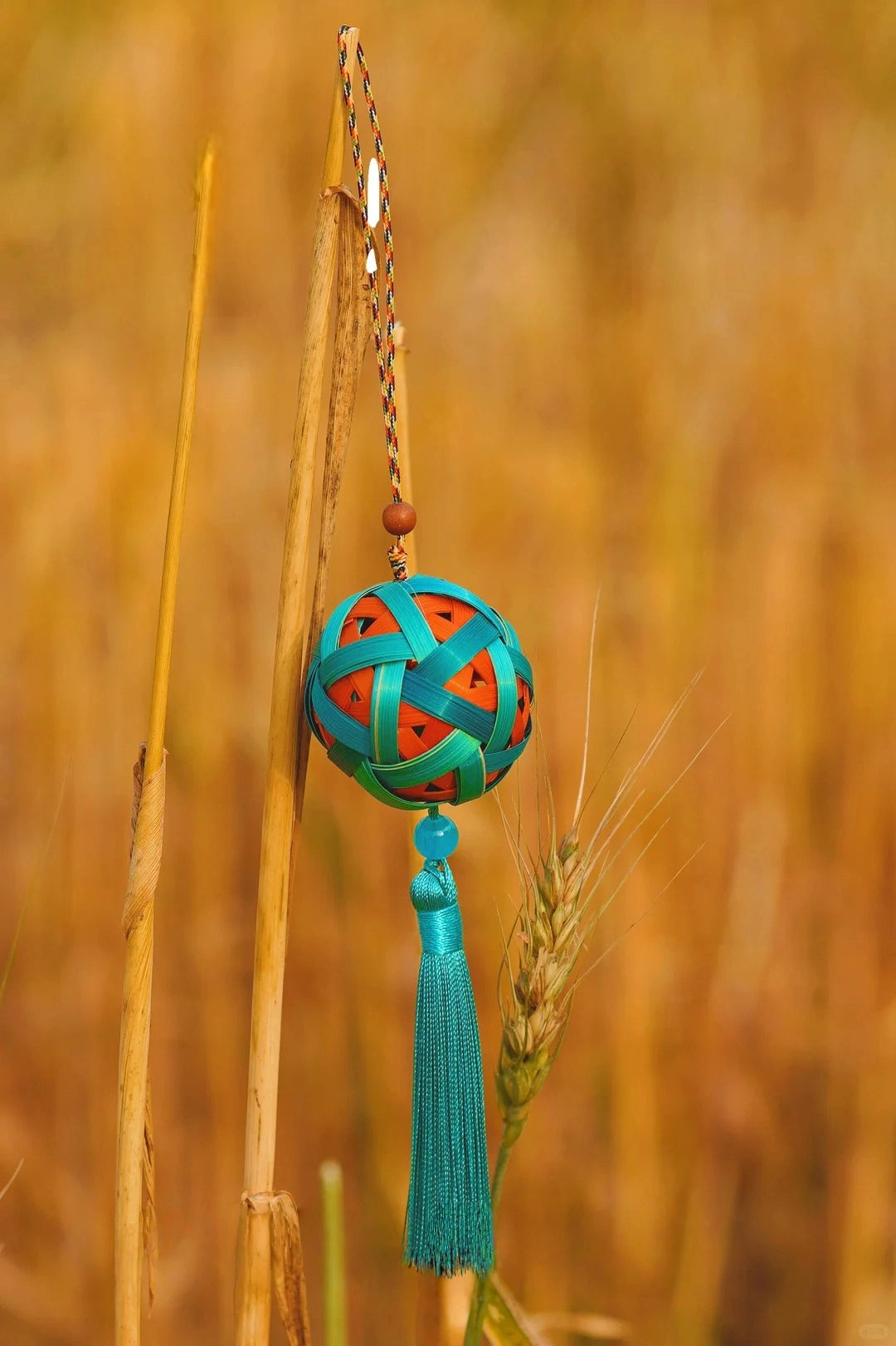 Handwoven Bamboo Car Hanging Ornament – Colorful Tassel Charm for Interior Décor
