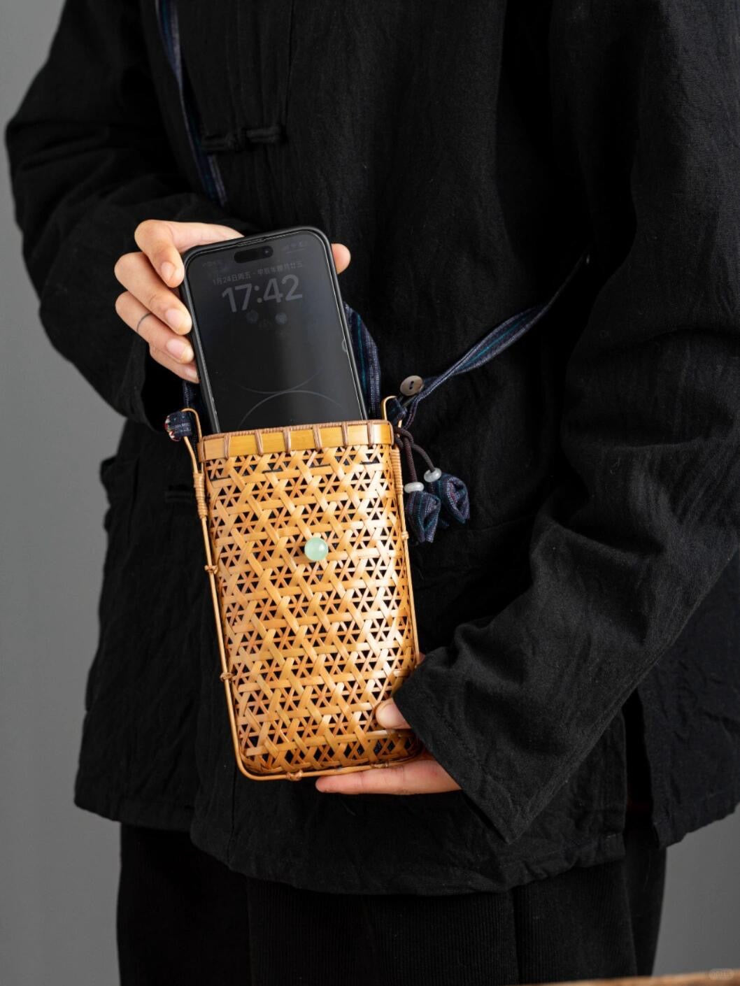 Phone Bag – Stylish Crossbody for Everyday Carry