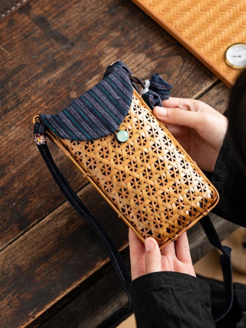 Phone Bag – Stylish Crossbody for Everyday Carry