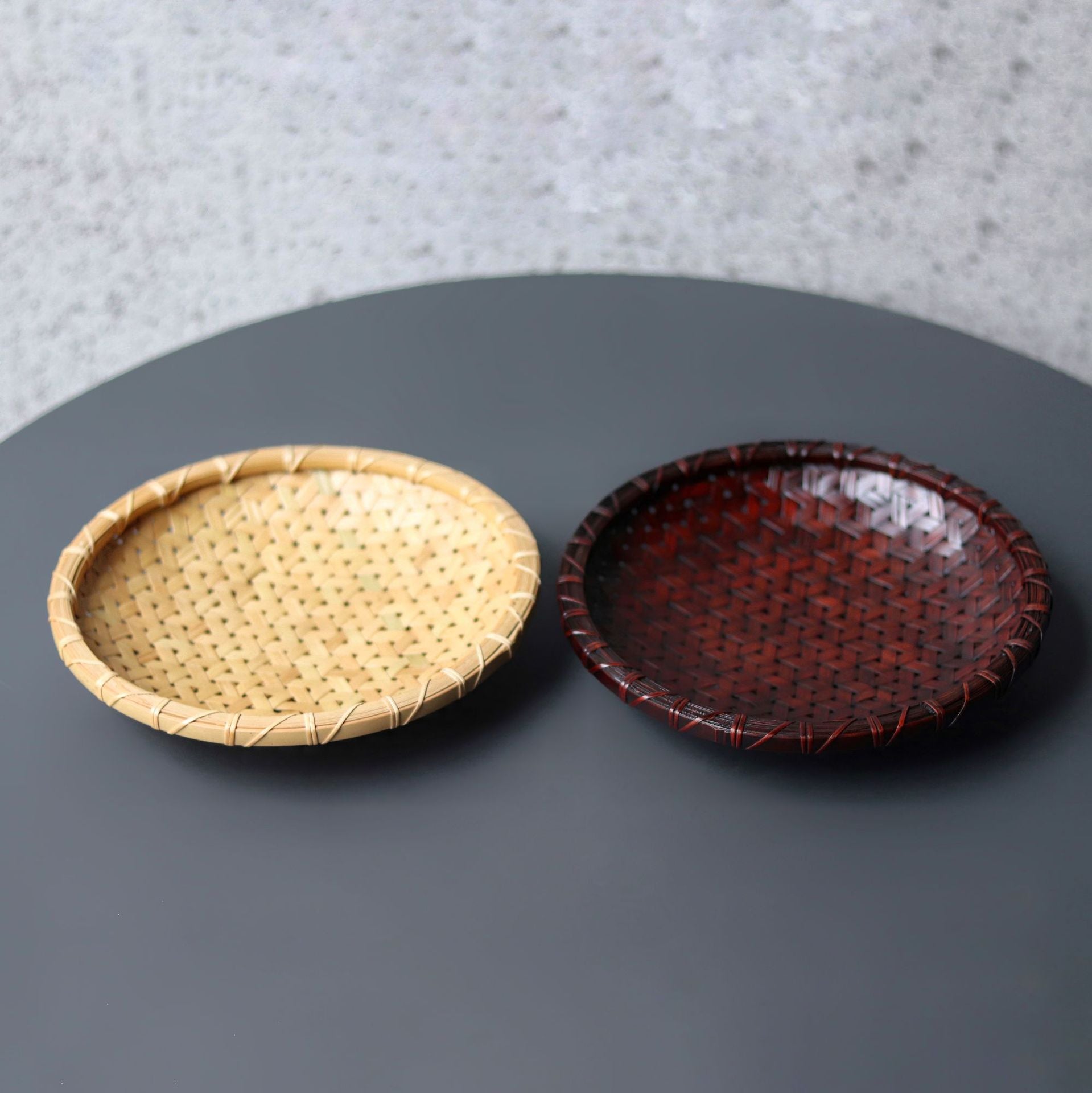 Handwoven Bamboo Serving Tray – Natural Round Wicker Plate for Kitchen & Home